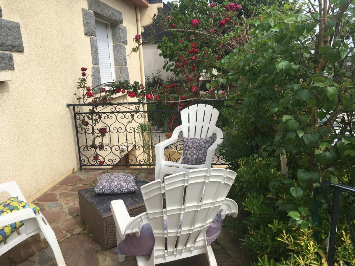 Studio Paisible Et Balneo Vezin-le-Coquet Bagian luar foto